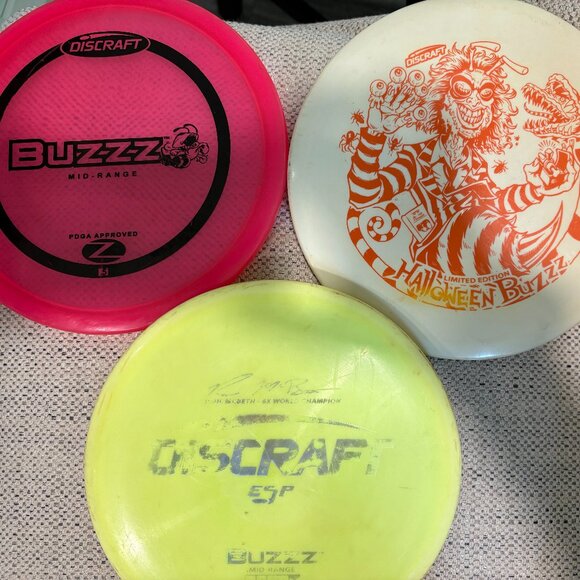 3-disc bundle of Discraft Buzzz disc golf discs - Picture 1 of 1
